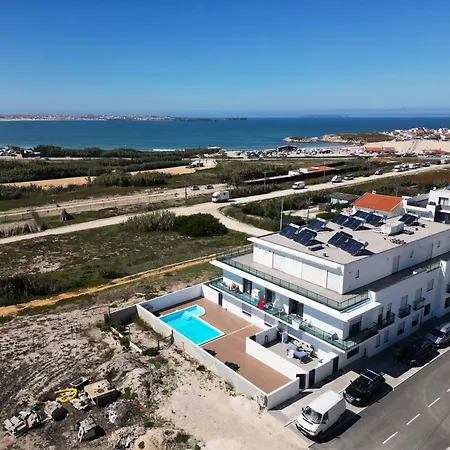 & Surf Lovers With Ac - * Baleal